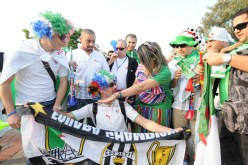 تعزيزات أمنية مشددة في الملعب وخارجه لتفادي اقتحامه من أنصار “الخضر”