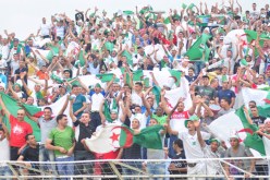 “‬شعارات القذافي‮ ‬والرايات الخضراء مسموحة في‮ ‬مبارة الخضر وليبيا بالبليدة‮” ‬