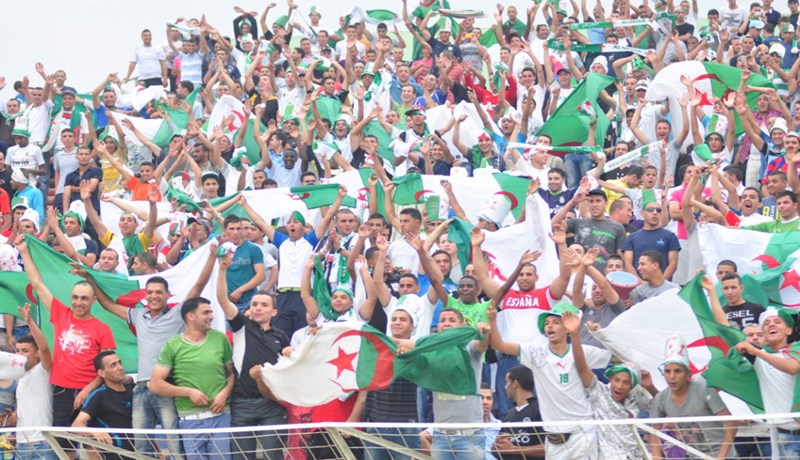 “شعارات القذافي والرايات الخضراء مسموحة في مبارة الخضر وليبيا بالبليدة” 
