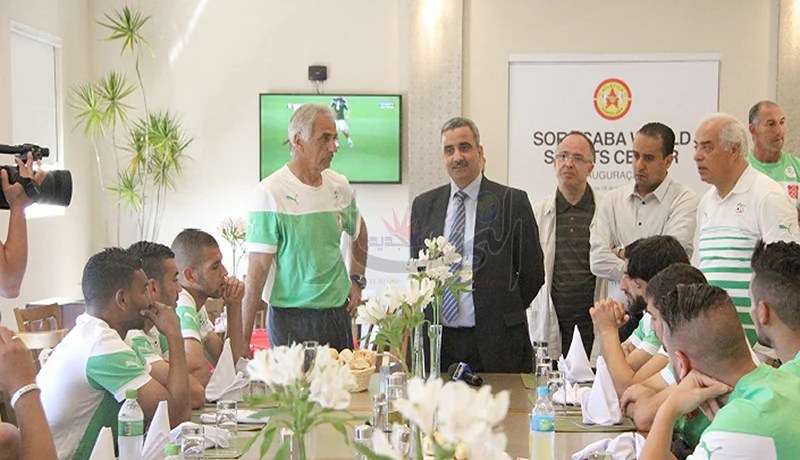 تهمي للاعبـين: بوتفليقـــة يتابع أخبـاركـم ويــأمــل في مشــــاركــة جزائريـــة مشرفـــة في المـونديال