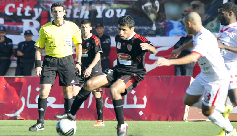 إتحاد العاصمة يضيف  الهدف الثاني أمام وفاق سطيف  عن طريق اندريا
