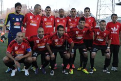 يخلف يجري عملية جراحية مستعجلة بعد إصابته بكسر مزدوج وينهي الموسم