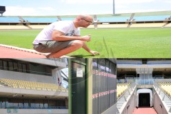 “بافوكينغ روايال ستاديوم”… تحفة معمارية وأرضية رائعة