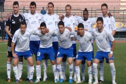 لاعب كاميروني يلتحق بالتدريبات ويعلاوي يرفض العودة