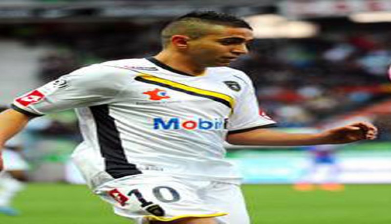 بودبوز يطالب لاكومب بخفض الشرط الجزائي 