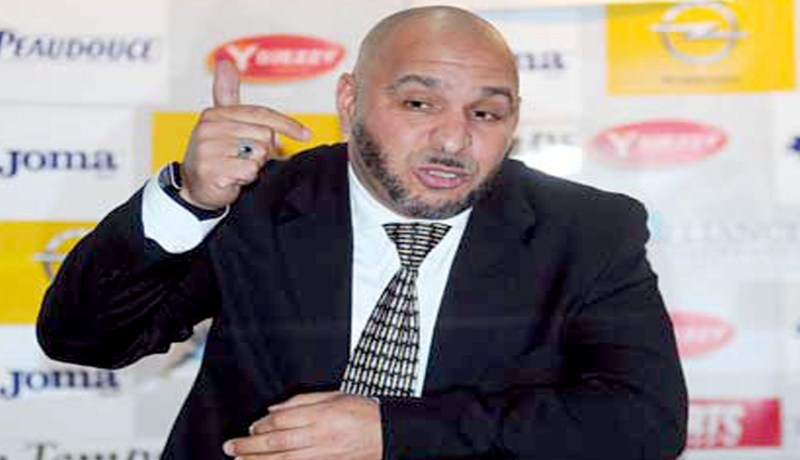 حليلوزيتش لن يحقق شيئا في المونديال لأنه خائف وسينقل خوفه للاعبين