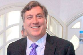 جون ب.ديروشر: “ما تقدمه الجزائر أدهش الأمريكيين”