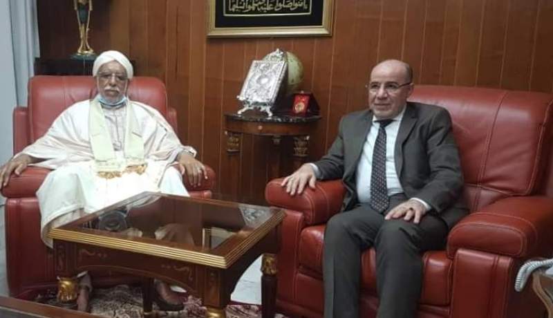 بلمهدي يستقبل الشيخ علي بلعرابي الخليفة العام للطريقة التيجانية في العالم