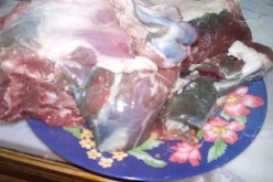 بالفيديو والصور.. النهار ترصد أولى حالات تعفن لحوم الأضاحي