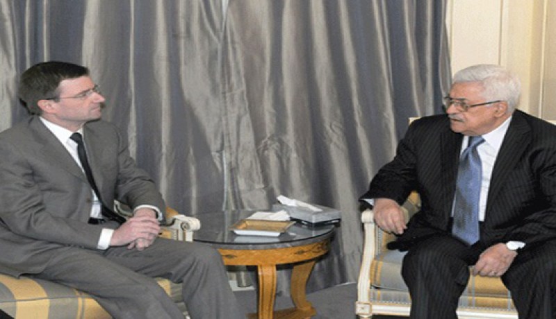 محمود عباس يلتقي المبعوث الأميركي لعملية السلام ديفيد هيل