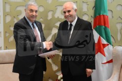 بن فليس يودع ملف ترشحه لدى سلطة الانتخابات