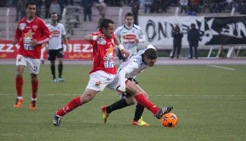 ‬ سرار‮ ‬يعلن حالة استنفار قصوى في‮ ‬الوفاق وحمّار‮ ‬يلغي‮ ‬سفريته إلى إسبانيا