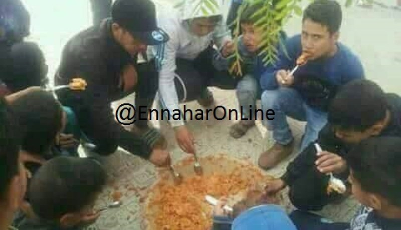 بالصور .. سكان الوادي يخرجون ” المعروف ” على شهداء الطائرة العسكرية