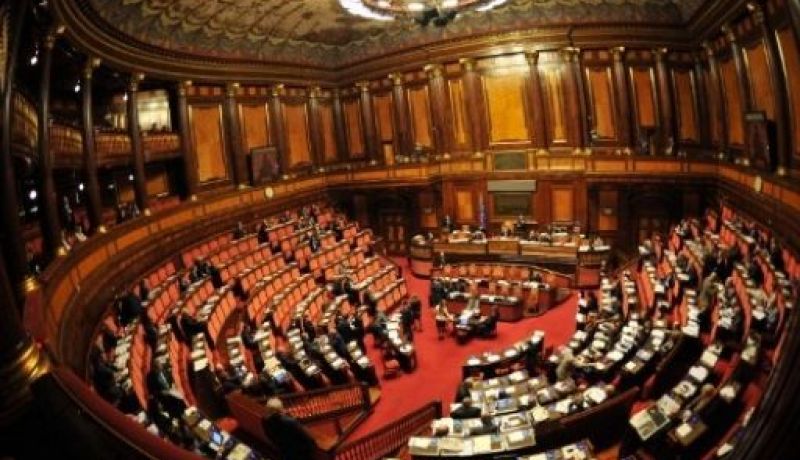 اعتقال نائب بالبرلمان بتهمة اختلاس المال العام في إيطاليا