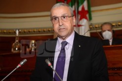 مشروع نص تنظيمي يسمح لطلبة الدكتوراه بإنجاز بحوث حول إشكاليات ملموسة بالمؤسسات الاقتصادية