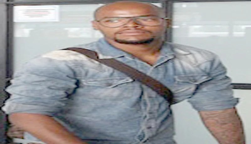 حاليلوزيتش رفض طلب مبولحي‮ ‬البقاء في‮ ‬بلغاريا للتفاوض حول مستقبله‮