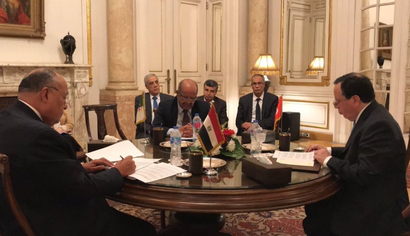 مساهل يجتمع بوزيري خارجية تونس ومصر في القاهرة لحل الأزمة الليبية