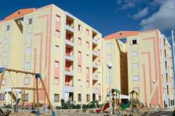 40 عائلة مقصيّة من السكن بعمارات الطاليان تحتج في وهران