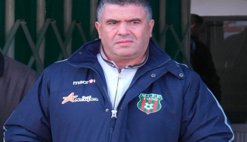 رئيس مولودية العلمة سابقا يقصف ويتهم المسؤولين بإختطاف وقيادة الفريق إلى الهاوية .