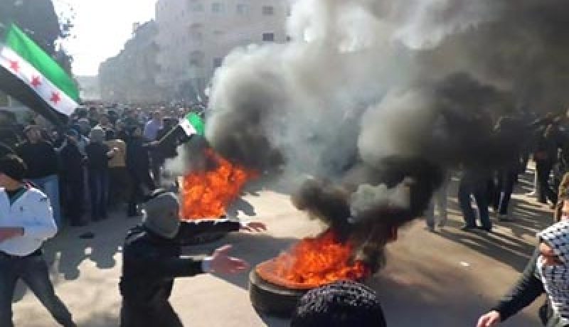 تواصل الاشتباكات في العديد من مدن وبلدات ريف دمشق