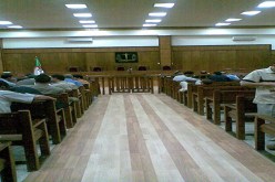 مصارع يغرس خنجرا في رقبة جاره يوم عيد الأضحى بعين النعجة