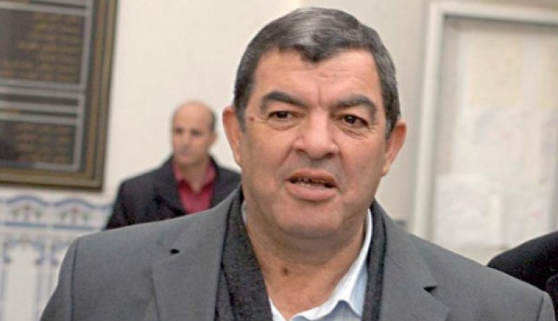 الإدارة تقيل حيدوسي  وحناشي يشدد اللهجة ويطالب بالتدارك أمام الوفاق