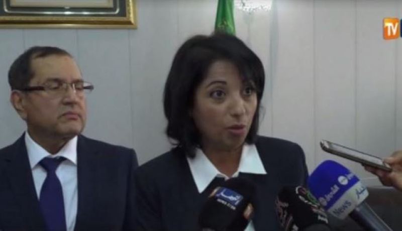 فاطمة الزهراء زرواطي تتسلم مهامها وزيرة للبيئة والطاقات المتجددة
