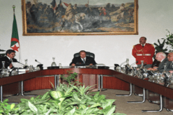 مجلس الوزراء يوافق على مشروع امر يتضمن قانون المالية  التكميلي لسنة 2012