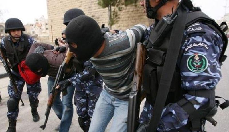 حماس تتهم الأجهزة الفلسطينية بشن حملة اعتقالات ضد عناصرها