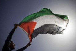 استشهاد 16 فلسطينيا وسوريا في مخيم اليرموك