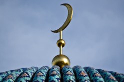 مسجد متنقل في موسكو يأتي إليك عند الطلب