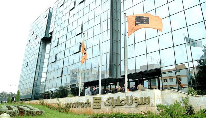 شباب بسكرة يحتجون ويطالبون بمنحهم الأولوية في التوظيف بسوناطراك