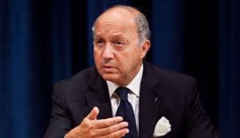 فابيوس: مساعي الجزائر على الصعيد الدولي جد مفيدة وايجابية