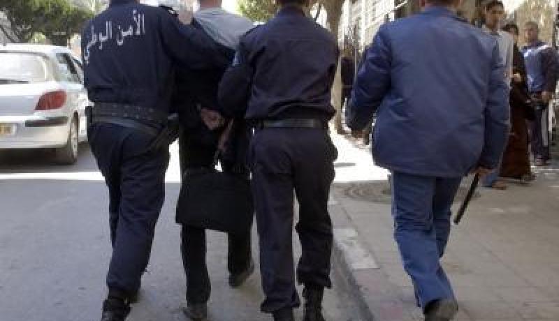 توقيف 3 شبان في حالة استهلاك للمخدرات بالأغواط