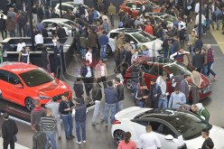 الغاء تنظيم صالون السيارات في مارس