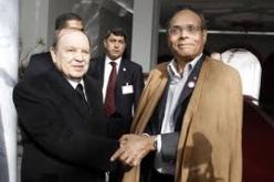 بوتفليقة يجدد للمرزوقي إلتزام الجزائر بالوقوف إلى جانب تونس