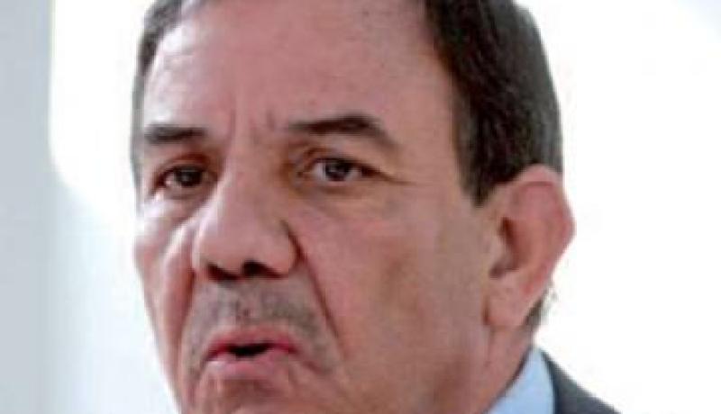 تواتي يدعو كل الأحزاب إلى المشاركة في مشاورات التعديل الدستوري