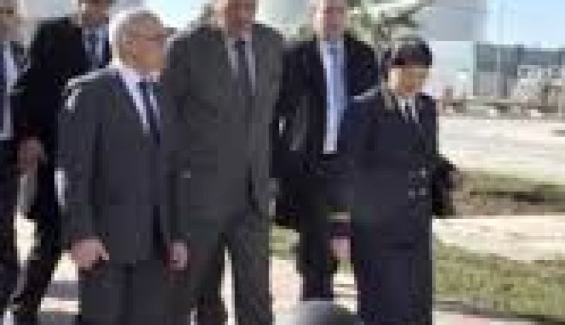 سلال يدشن المركز الجهوي لمكافحة السرطان بباتنة