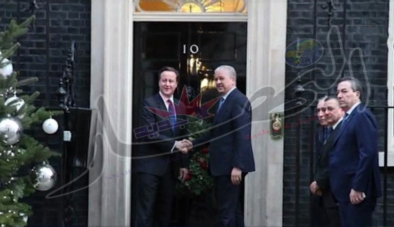 عبد المالك سلال يحل بالعاصمة البريطانية لندن في إطار زيارة عمل