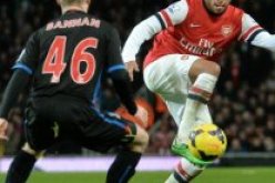 اوكسلايد-تشامبرلاين يعيد ارسنال الى الصدارة موقتا وليفربول يفرط بنقطتين