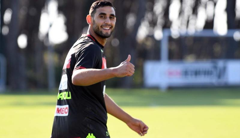 بالصور.. غولام يلامس الكرة ويباشر التدريبات