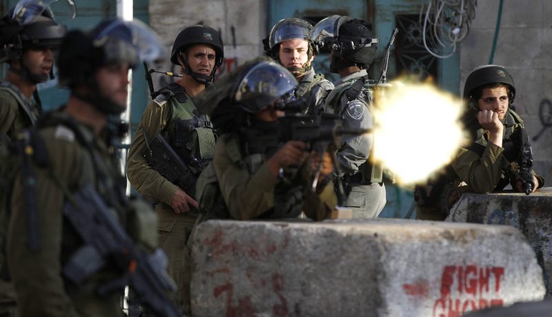 قوات الإحتلال الصهيوني تطلق النار على منازل الفلسطينيين في غزة