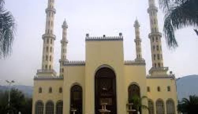 اقتحام مسجد والإستلاء على أموال المحسنين من طرف مجهولين بالبويرة