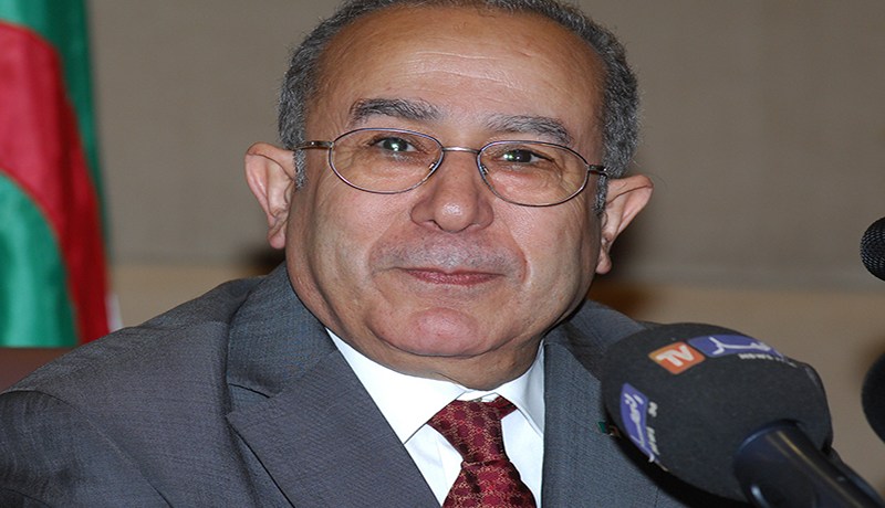 البيومتري الجزائري  معطّل في العراق