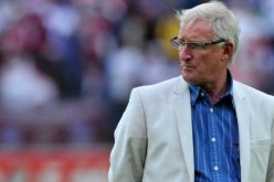 مدرّب جنوب إفريقيا يريد مواجهة الجزائر وديا