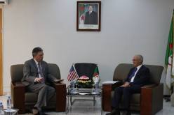 يوسفي: “نرغب في تجسيد مشروع إنتاج الأجزاء الميكانيكية للسيارات مع أمريكا”  