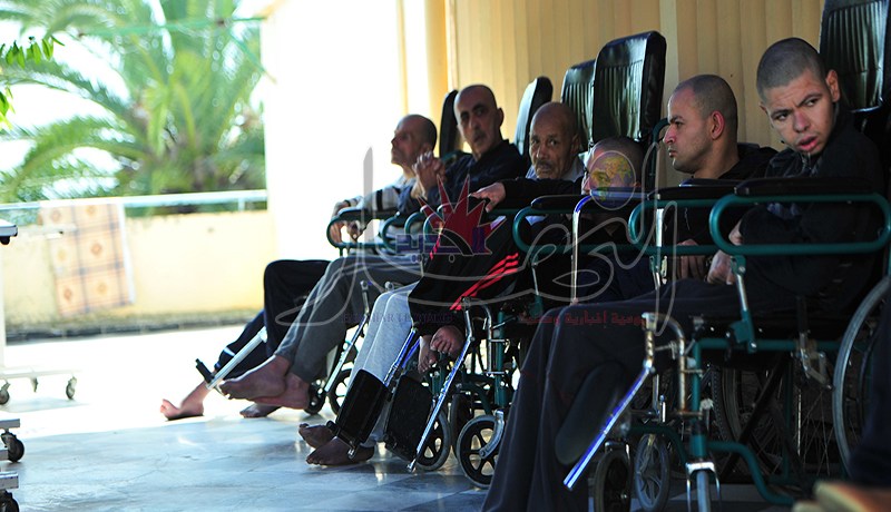 رمي الآباء في دور العجزة ممنـوع