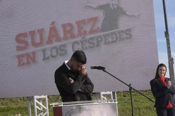 بالفيديو.. سواريز يذرف الدموع أمام أبنائه لهذا السبب