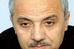 رئيس نقابة الصيادلة الجزائريين يدعو إلى استبعاد العناصر المحتكرة للدواء