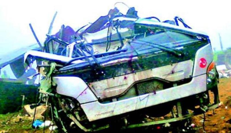 حادث  مرور خطير اثر اصطدام حافلتين في الاغواط